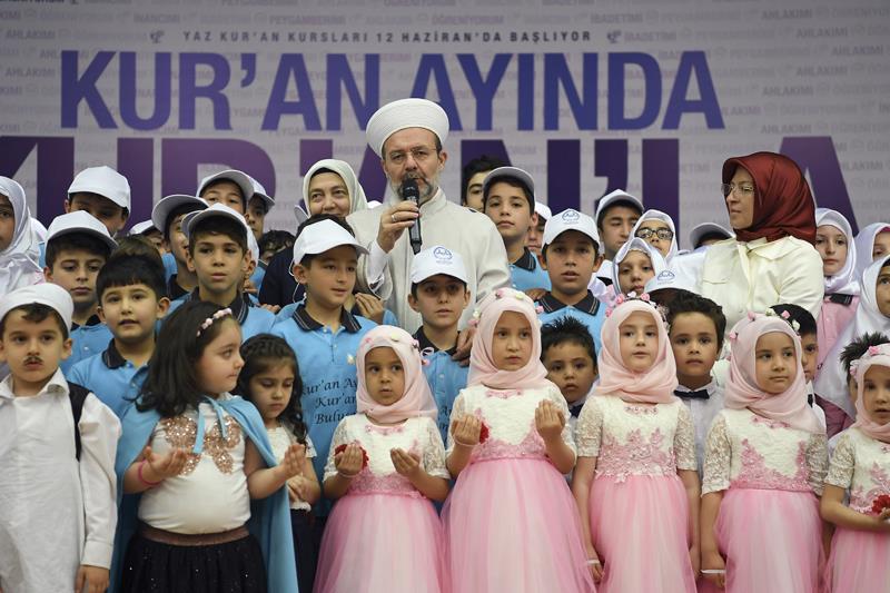 GÖRMEZ;“Masum çocuklar, masum camilere çok yakışıyor"