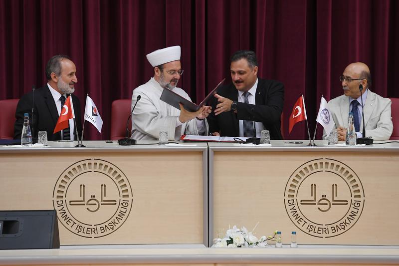 Diyanet ile  TÜBİTAK arasında işbirliği protokolü imzalandı