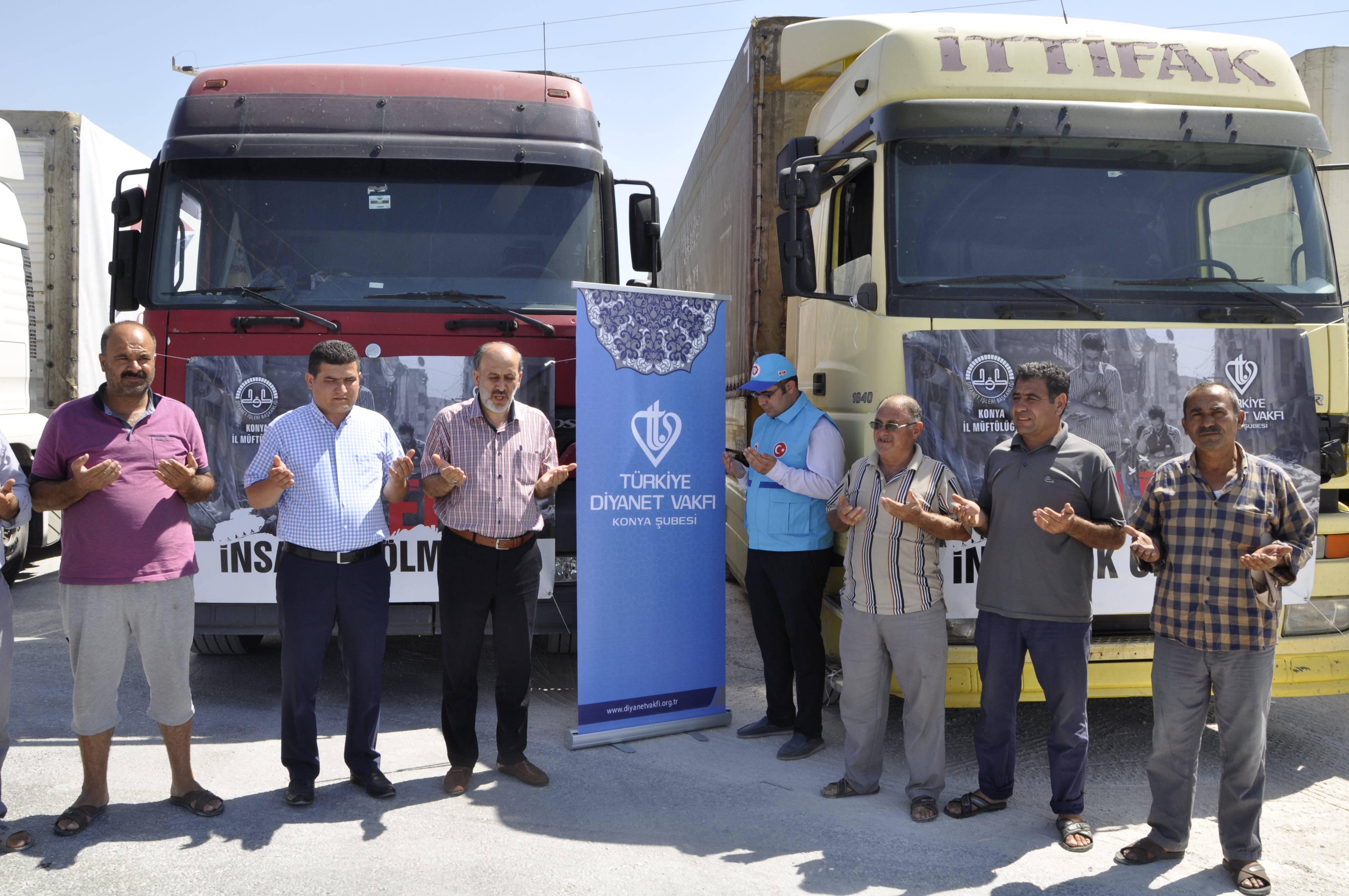 Konya’dan Halep’e 8 Tır Un Yardımı