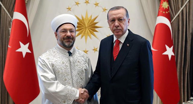 Cumhurbaşkanı Erdoğan, Diyanet İşleri Başkanı Erbaş'ı kabul etti