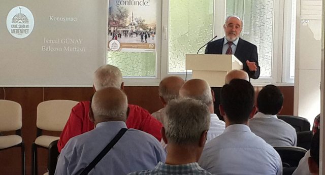 Balçova İlçe Müftülüğünde Camiler Haftası Konferansı