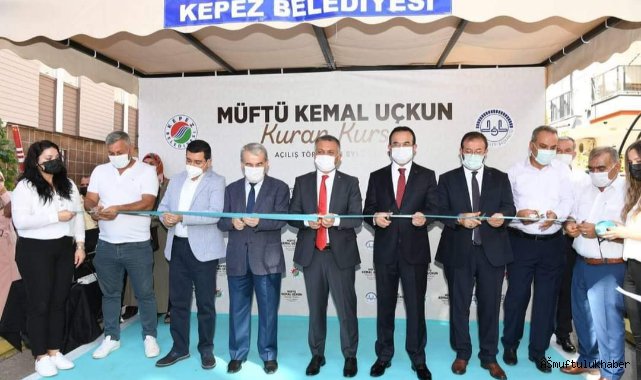 Müftü Kemal Uçkun Kur'an Kursunda açılış coşkusu. 