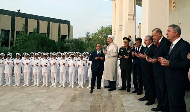 Cumhurbaşkanı Erdoğan, Deniz Harp Okulu Camisi'nin açılışını yaptı