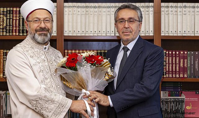  İSAM’ın yeni Başkanı Prof. Dr. Mürteza Bedir oldu.