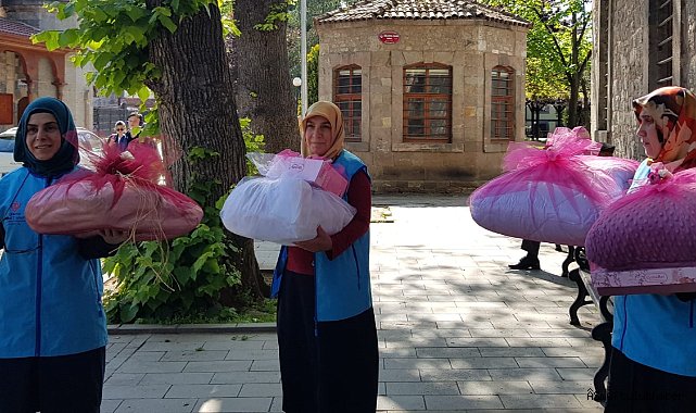 TDV 20 bin aileye gelin ve bebek bohçası desteği verecek
