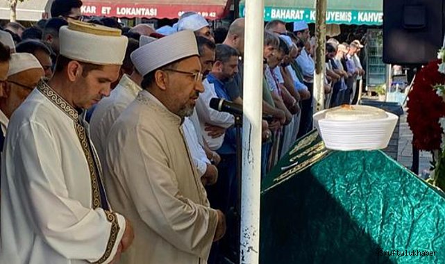 Müftü Vehbi Akşit Hoca dualarla ebediyete uğurlandı