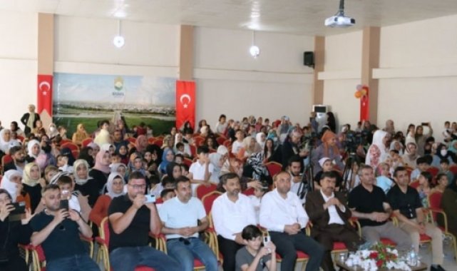 4-6 yaş çocuklarından yıl sonu gösterisi