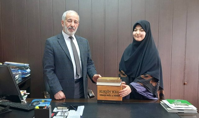 6 ayda hafız olan Elhan, psikolog olmak istiyor
