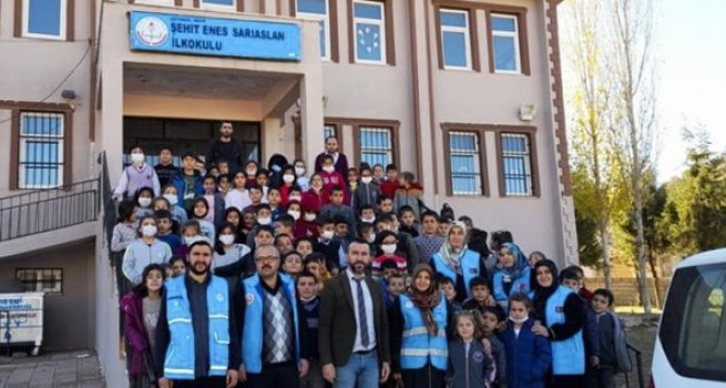 Adıyaman'da 'Gönül Kütüphanesi' kuruldu