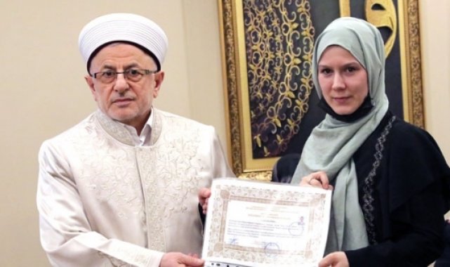 Almanya vatandaşı Fabienne Müslüman oldu