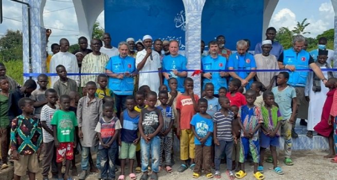 Almanya’da Diyanet İşleri Türk İslam Birliği, Benin ve Togo'da 12 su kuyusu açtı