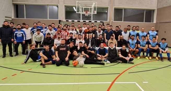 Almanya'ya işçi göçünün 60. yılı anısına futbol turnuvası