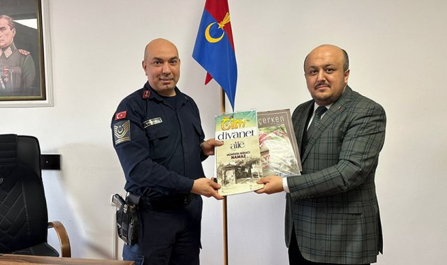 Altınyayla'da kurum amirleri Diyanet dergilerine abone oldu