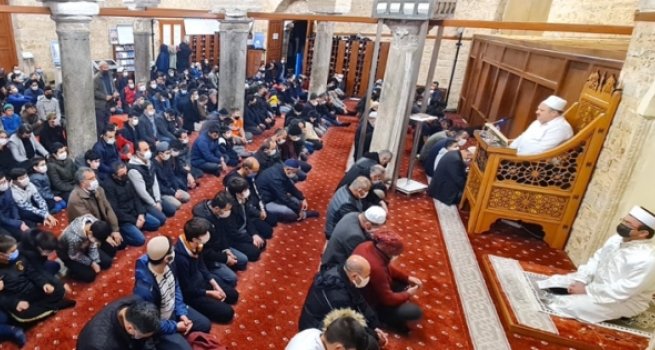 Antalya'da sabah namazı buluşması