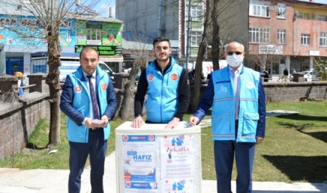 Ardahan'da zekat standı açıldı