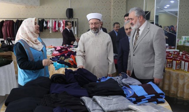 Başkan Erbaş, Keçiören "İyilik Çarşısı"nda depremzedelerle bir araya geldi
