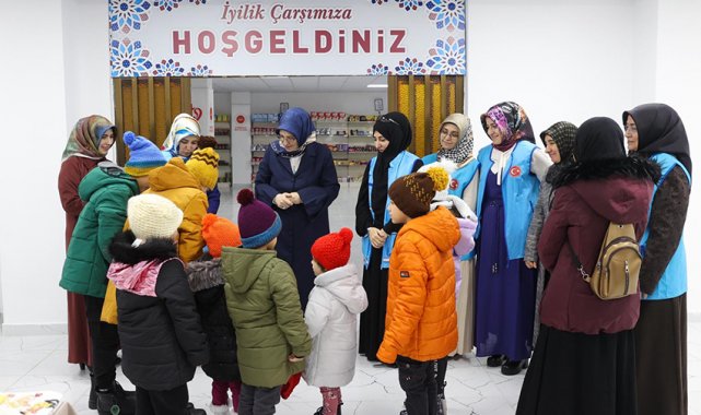 Başkan Erbaş'ın eşi Seher Erbaş'tan Etimesgut "İyilik Çarşısı ve TDV Kafe"ye ziyaret