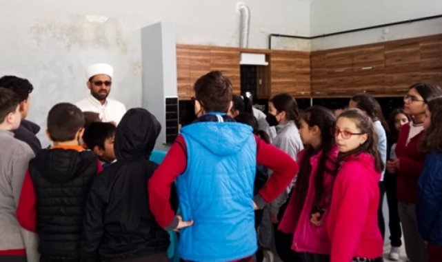 Cami-Okul Buluşmaları sürüyor