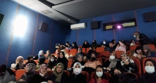Çorum’da gençler ‘İyi ki Varsın Eren’ filmini izledi