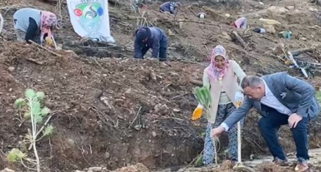 Denizli’de 5 bin fidan toprakla buluştu
