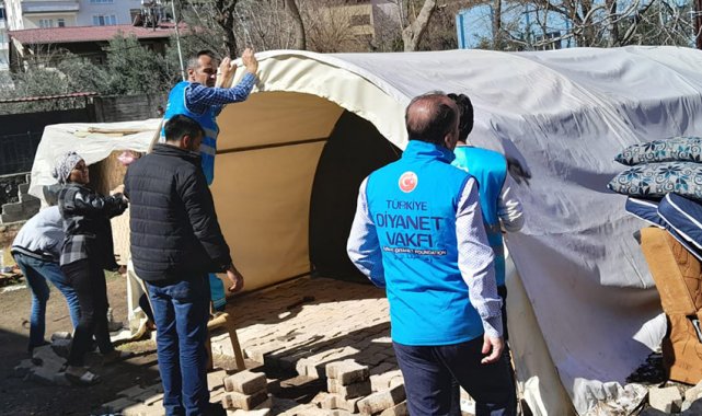 Din görevlileri yaraları sarmaya devam ediyor