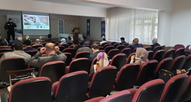 Din görevlilerine bağımlılık eğitimi