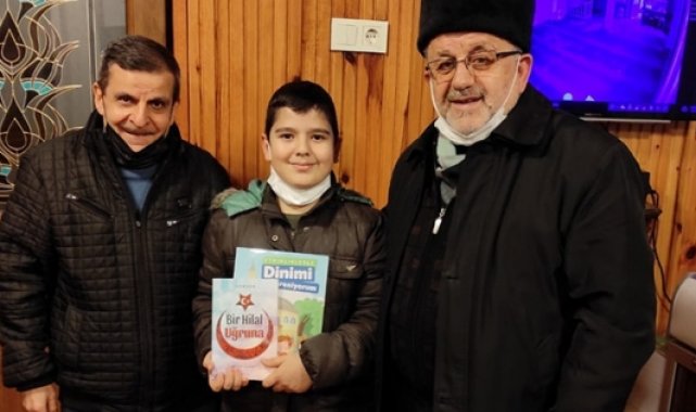 Din görevlisi iyiliğe öncü oluyor