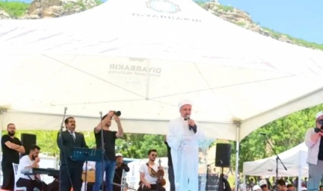 Diyarbakır'ın fetih yıl dönümünde 'Uyanış Günü' etkinliği