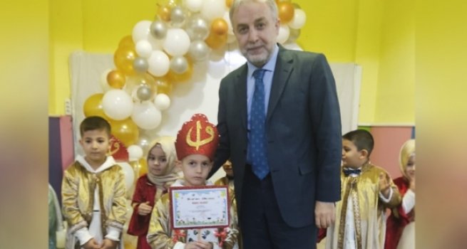 Düzce'de minikler Kur'an ile taçlandı