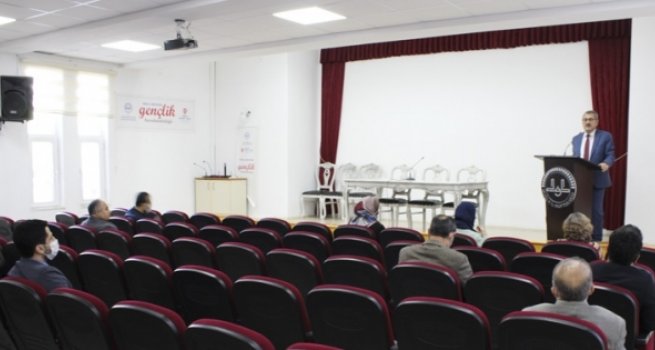 Engelli Bireylerle Doğru İletişim konferansı