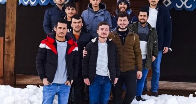 Gençler doğa ile iç içe bir gün geçirdi