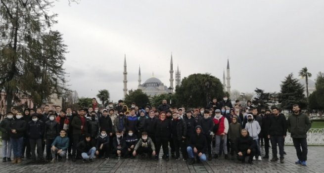 Gençler İstanbul gezisinde buluştu