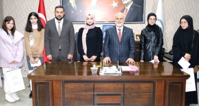 Göç ve Çocuk temalı resim yarışması