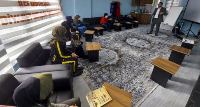 Havsa'da gençler Diyanet Gençlik Merkezi'nde buluşuyor