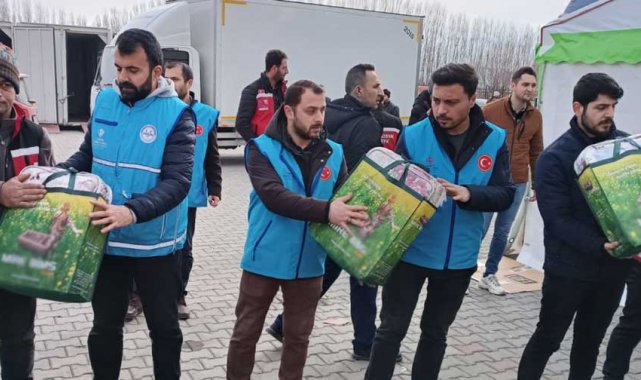 Iğdır'da din görevlileri maaşlarını depremzedelere bağışladı