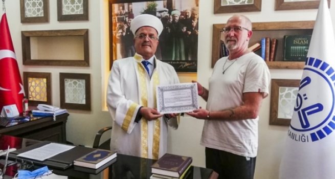 Fransa uyruklu iki kişi İzmir'de Müslüman oldu