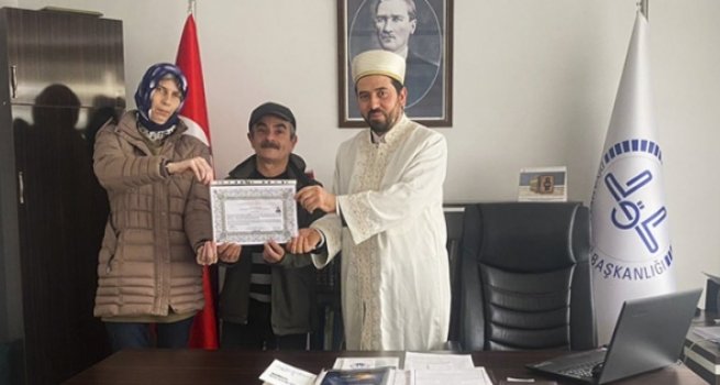 İslam'ı araştırarak Müslüman oldu