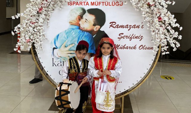 Isparta'da çocuklar için "tekne orucu iftarı" düzenlendi