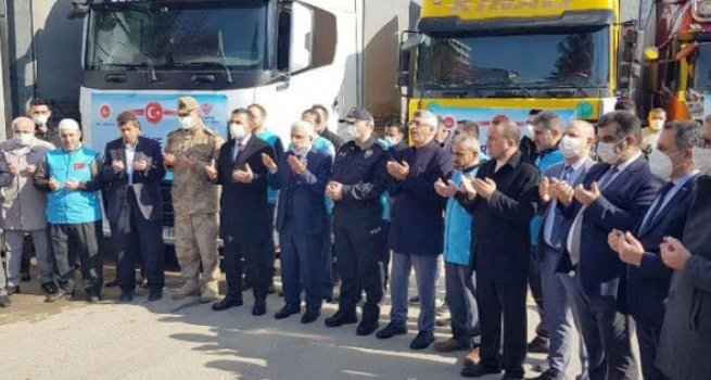 İyilik dolu 4 tır Siirt’ten yola çıktı