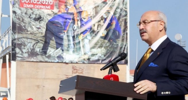 İzmir depreminde vefat edenler dualarla anıldı