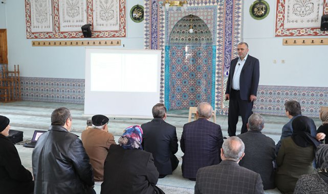 Kayseri’de umre seminerleri devam ediyor
