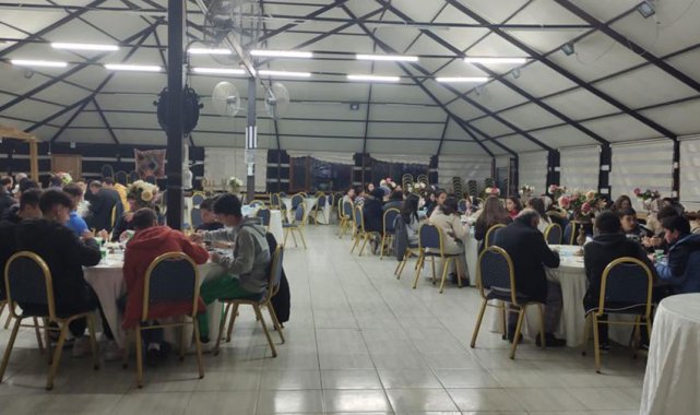 Keles'te "İyilik Sofrası" gençler için kuruldu