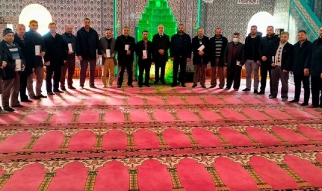 Laçin'de din görevlileri 'Oku-Yorum' projesi ile buluşuyor
