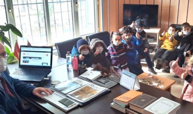 Minikler kumbaralarını ihtiyaç sahipleri için açtı