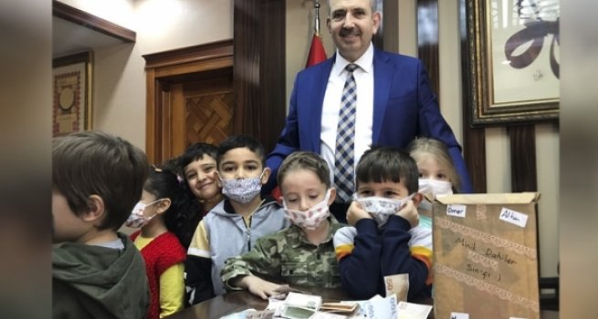 Miniklerden 'Bir Damla Hayat' projesine destek