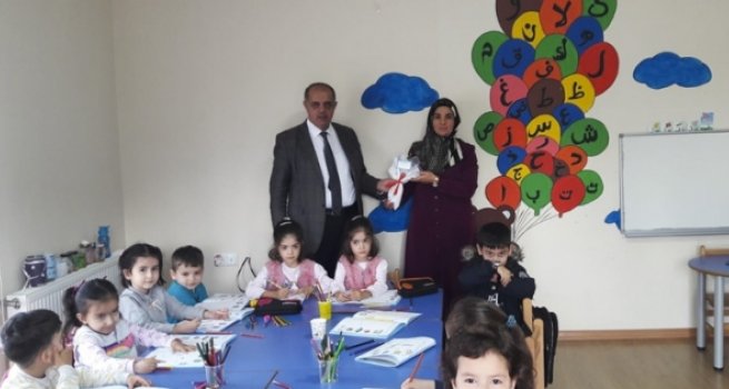Müftü Ayas: Öğretmenler hayatımızda önemli bir rol oynar