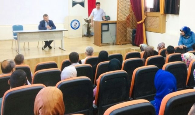 Müftü Çakmak, proje hafızlık öğrenci velileriyle buluştu