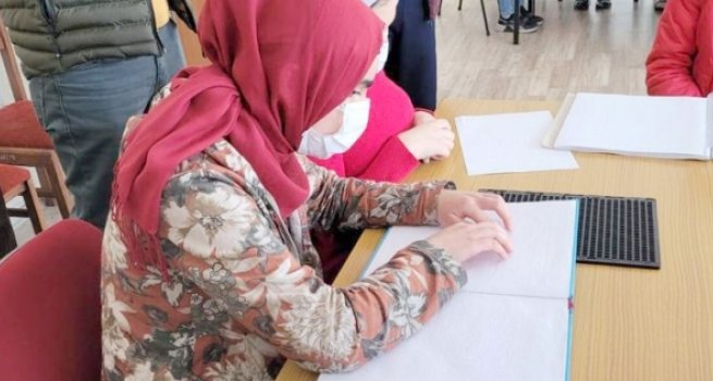 Müftü engelli Kur'an kursunu ziyaret etti