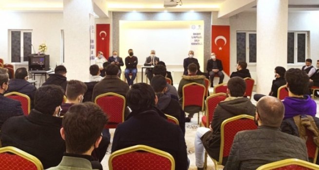 Müftü Gerek: Gençler, donanımlı olarak yetişmenizi istiyoruz