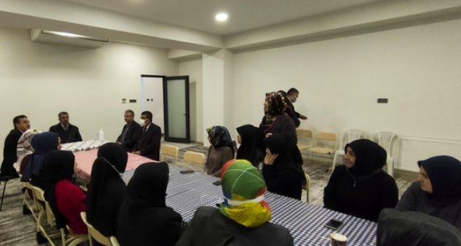 Müftü Tekin: Onlar bizlerle gönülleriyle irtibatlılar